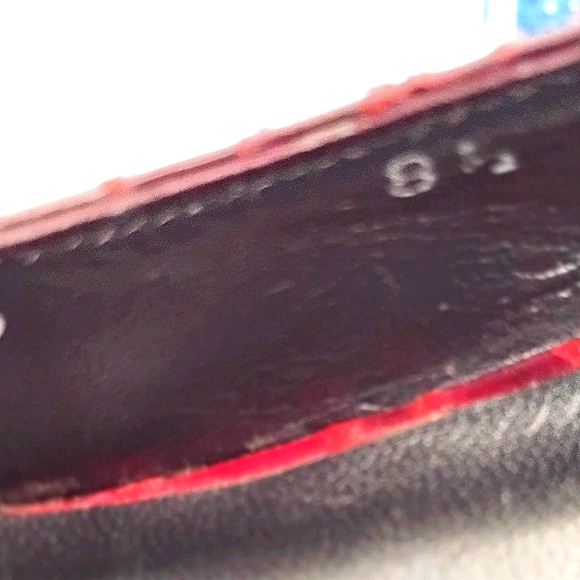 STUART WEITZMAN 8.5 M DARK RED CROCODILE EMBOSSED ALL LEATHER SLINGBACK HEELS - Picture 9 of 11